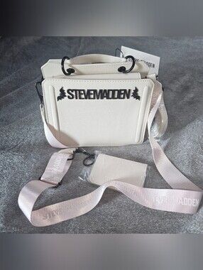 Steve Madden Bevln Bat in chalk